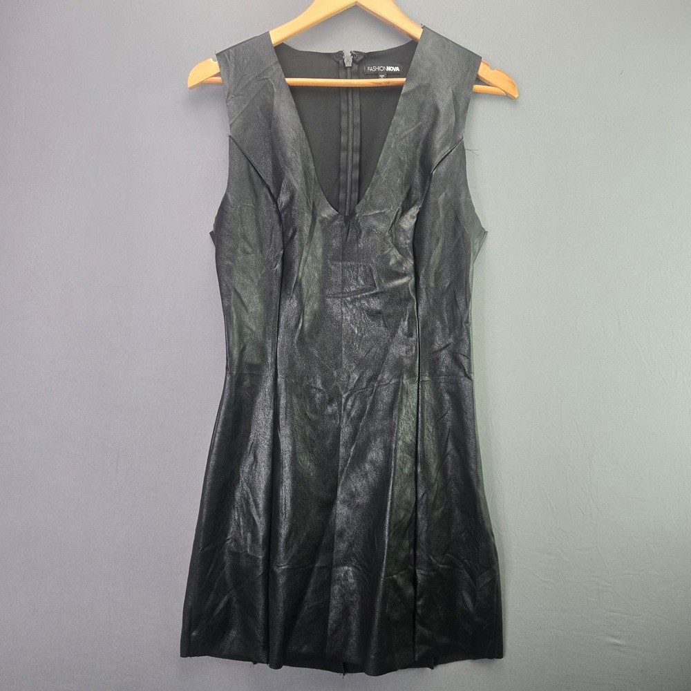 Fashion Nova Faux Leather Mini Dress S Black V-Neck Sleeveless Bodycon Edgy 3514